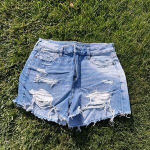 NWT AE high rise mom shorts